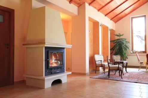 LuDo Apartman Hotel & Spa - Photo3