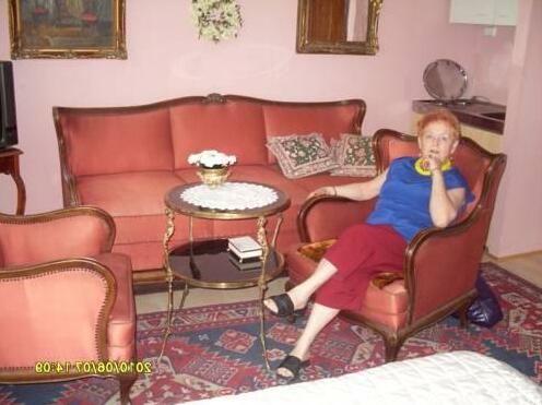 Gonduzo Pihenohaz - Photo3