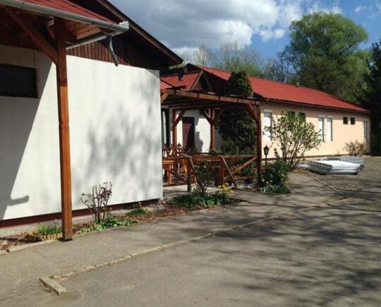 Sztar Motel Etterem - Photo4