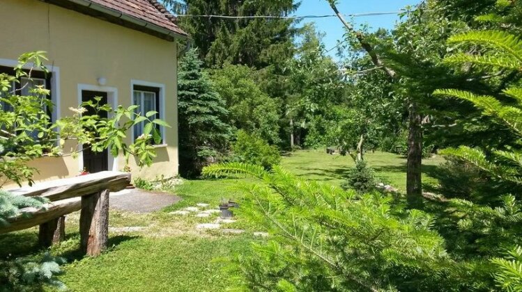 Liget Vendeghaz Oriszentpeter - Photo3