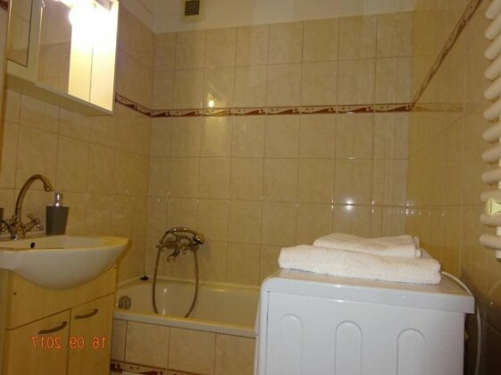 Lujza Apartman - Photo5