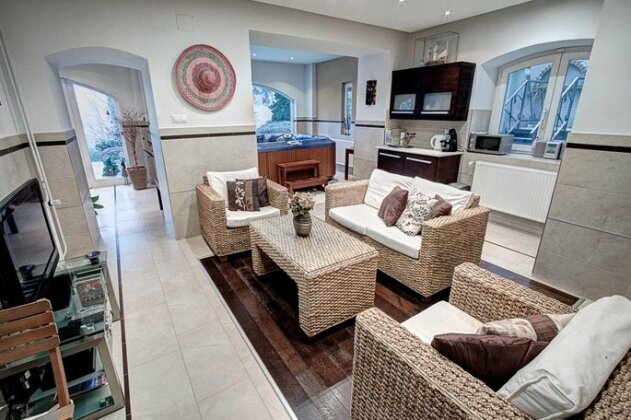 Private Wellness Apartment - Photo5