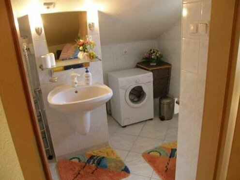 Tomi Apartman Pecs - Photo3