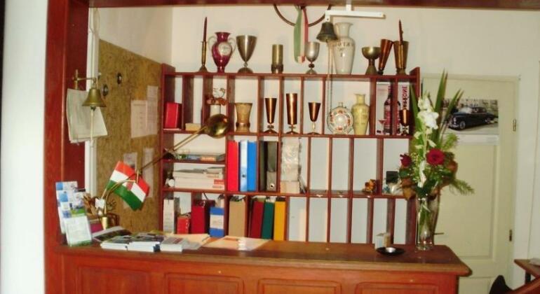 Valcsics Villa Panzio - Photo4