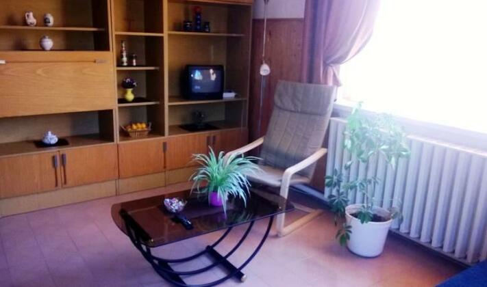 Adel Apartment - Photo2