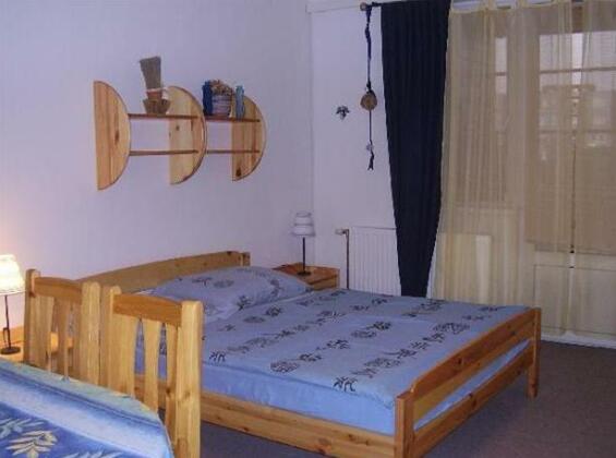 Hold Apartmanok - Photo2