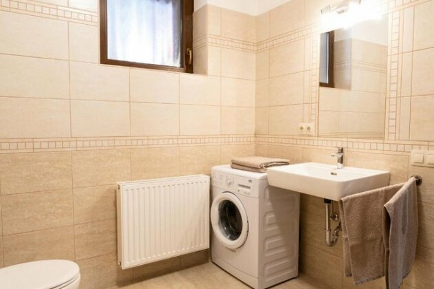 RABA Apartman - Photo4