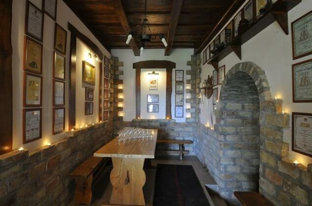 Fried Castle Hotel Resort - Photo2