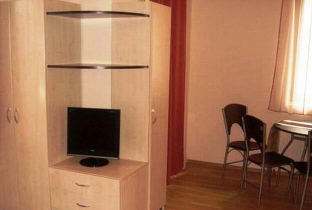 Balaton Pension and Guesthouse - Photo3