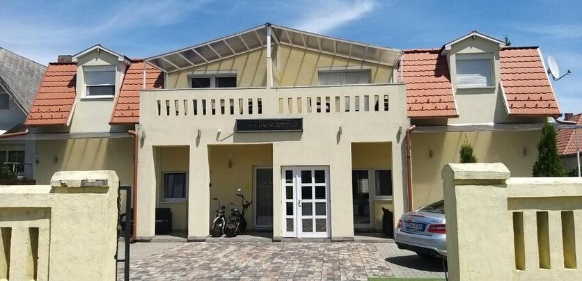 Corner Apartman 1 - Photo2