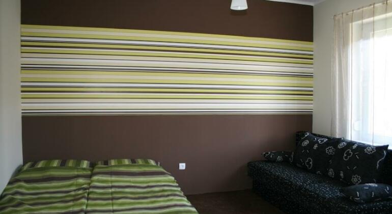 Doris Apartments - Photo4