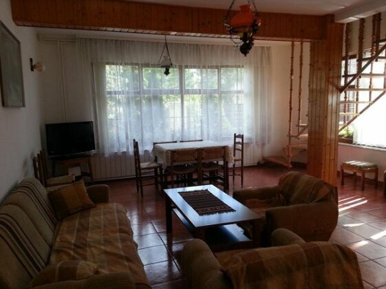 Galamb Villa - Photo3