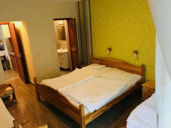Linton Apartmanhaz - Photo2
