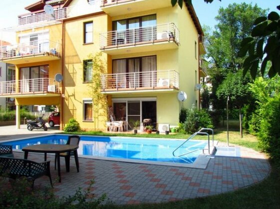 Princess Luxus Apartman - Photo2