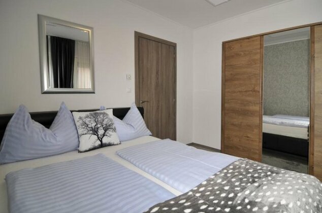 Silver Beach Apartments - Photo4
