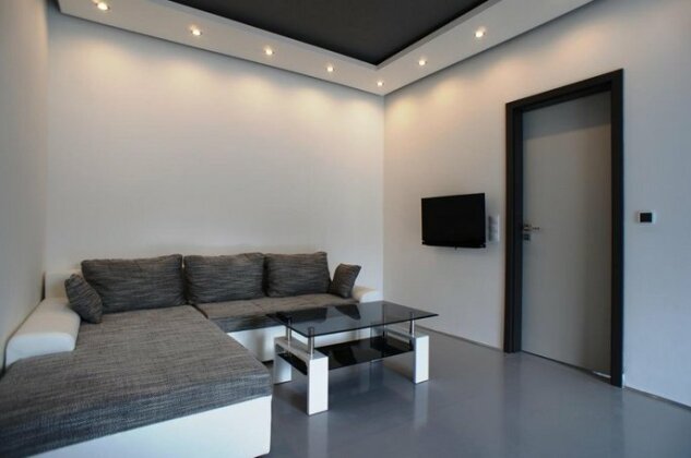 Silver Grey Apartmanhaz - Photo3