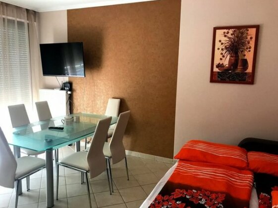 Siofok Apartman - Photo5