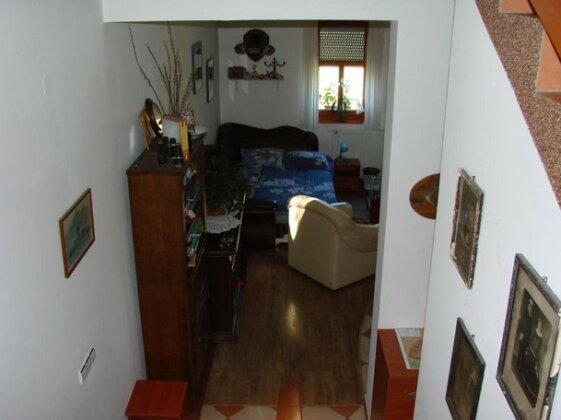 Bodobacs Haz - Photo3