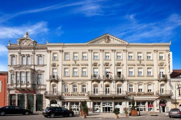 Pannonia Hotel - Photo3