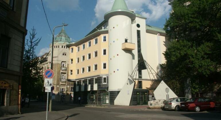 City Hotel Szeged - Photo5