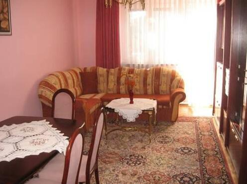 Fekete Forras Apartman - Photo3