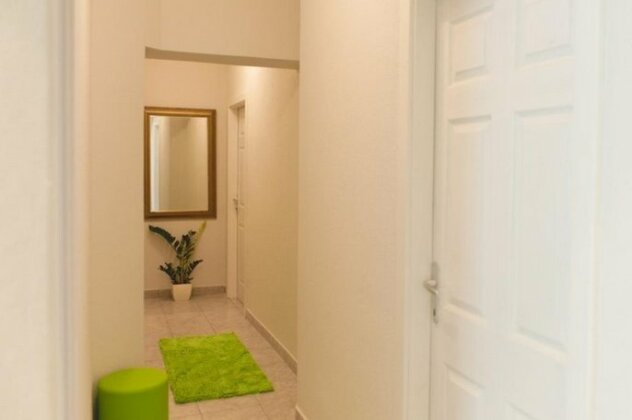 Villa Inn Szeged - Photo3