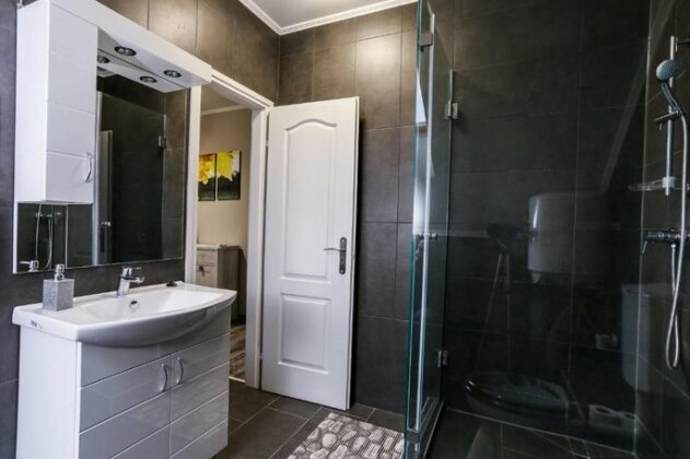 Gardi Apartman - Photo2