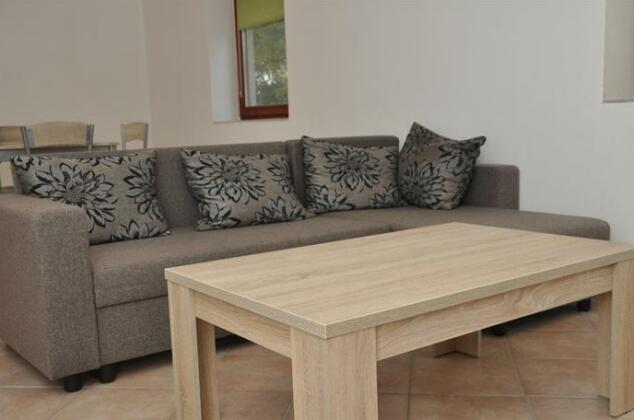 Sarok Apartmanhaz Szekszard - Photo2