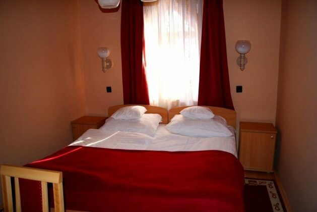 Hotel Kumilla - Photo5