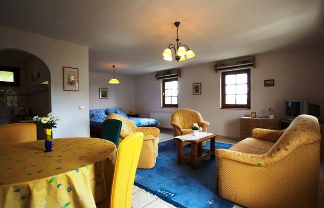 Apartmanhaz a Hazaterohoz - Photo5