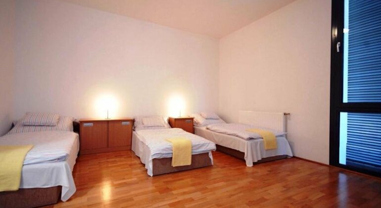 Arena Savaria Guestrooms - Photo3