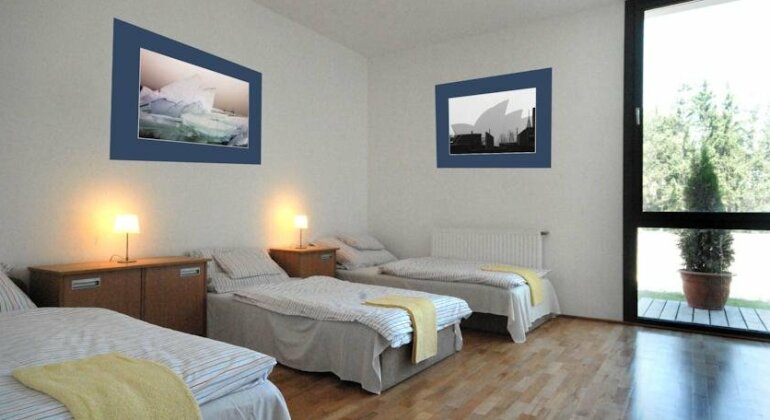 Arena Savaria Guestrooms - Photo4