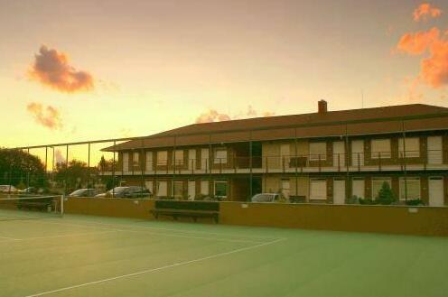 Sunset Motel Szombathely - Photo2