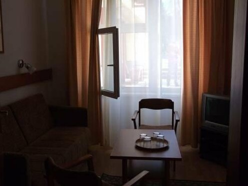 Hello Balcsi Panzio - Photo5