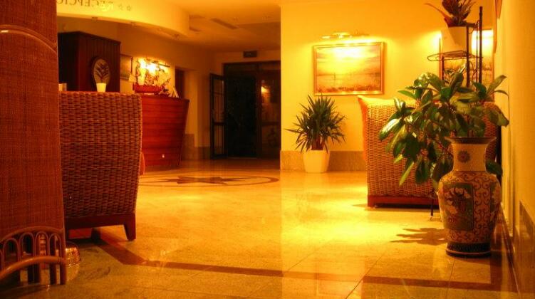 Hotel Tihany Atrium - Photo2