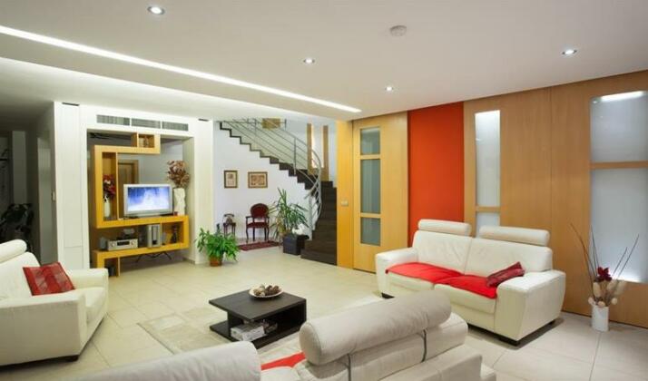 Hungarian Adventures Residence - Photo5