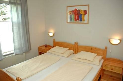 Feszek Apartmanhaz - Photo5