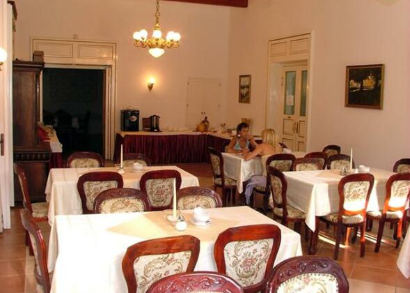 Batthyany Kastelyszallo - Photo5