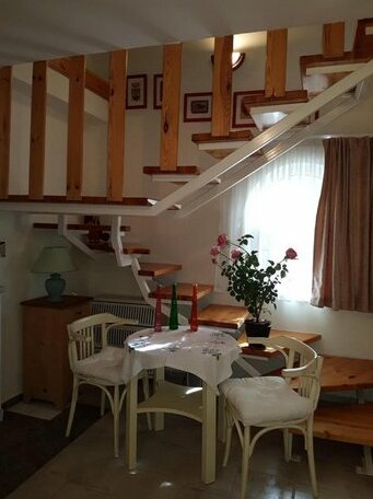 Roza Apartman Zalacsany - Photo4