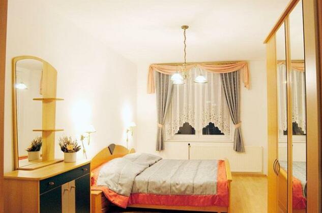 Azur & Smaragd Apartmanhaz - Photo5