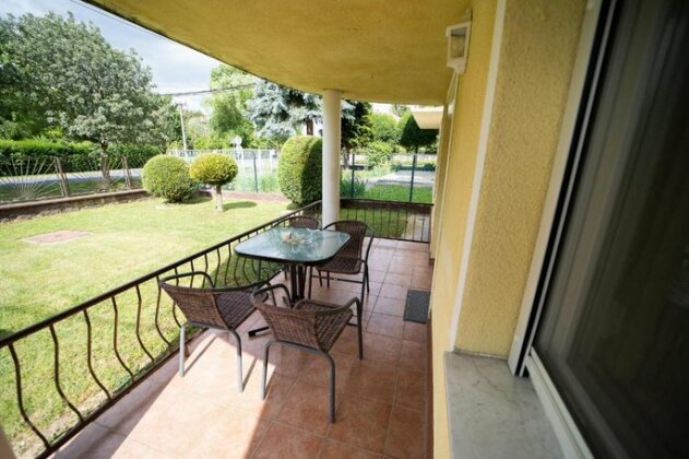 Berke Apartmanhaz - Photo4