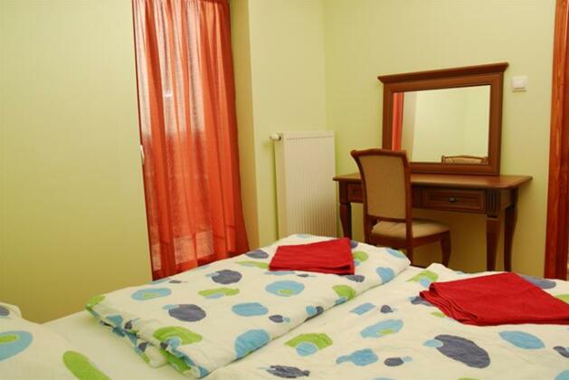 Boni Csaladi Wellness Hotel - Photo5