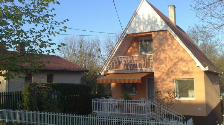 Dora Apartmanhaz Zalakaros - Photo2