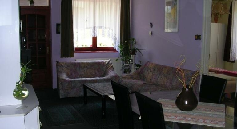 Relax Apartmanok - Photo3