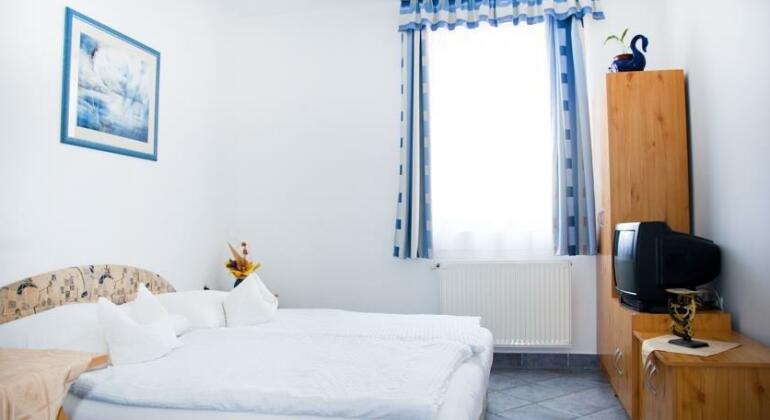 Varga Apartmanhaz - Photo4