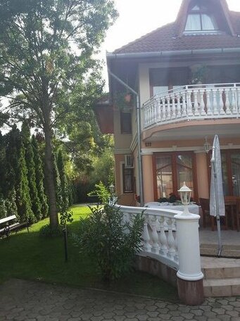 Dessewffy Guesthouse - Photo2