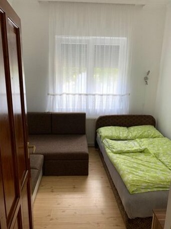 Viktor Apartmanhaz - Photo4
