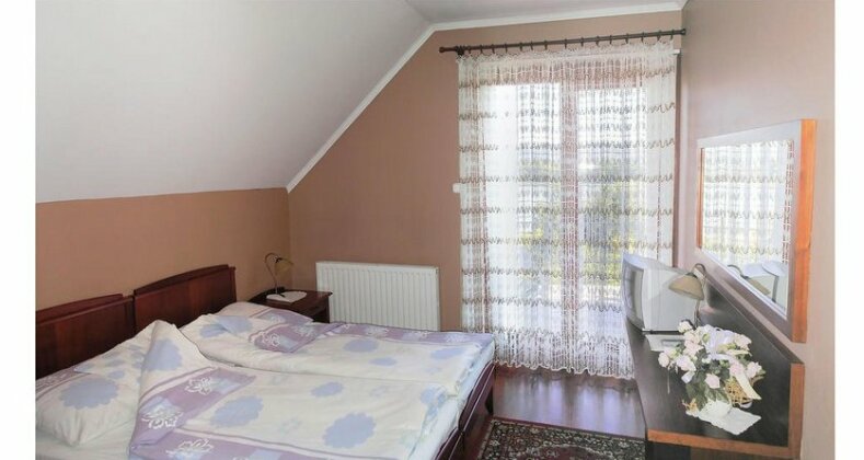 Hotel Hubertus Zebegeny - Photo5