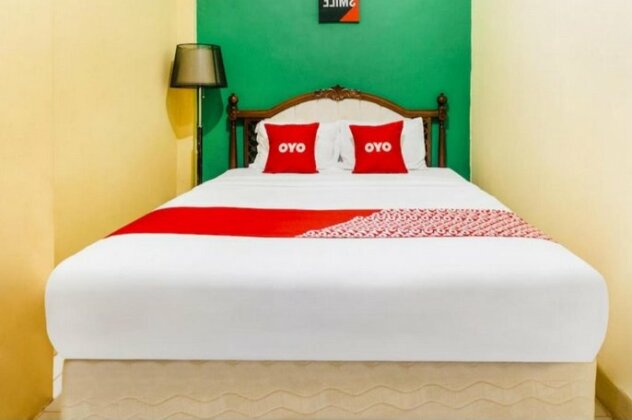 Alyah Guest House Syariah - Photo4