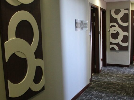 Citihub Hero Ambon Hotel - Photo5
